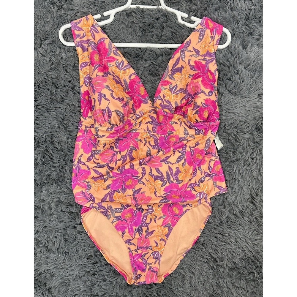 Old Navy One Piece Swimsuit‎ Peach Floral Ruffle / Women's 4X